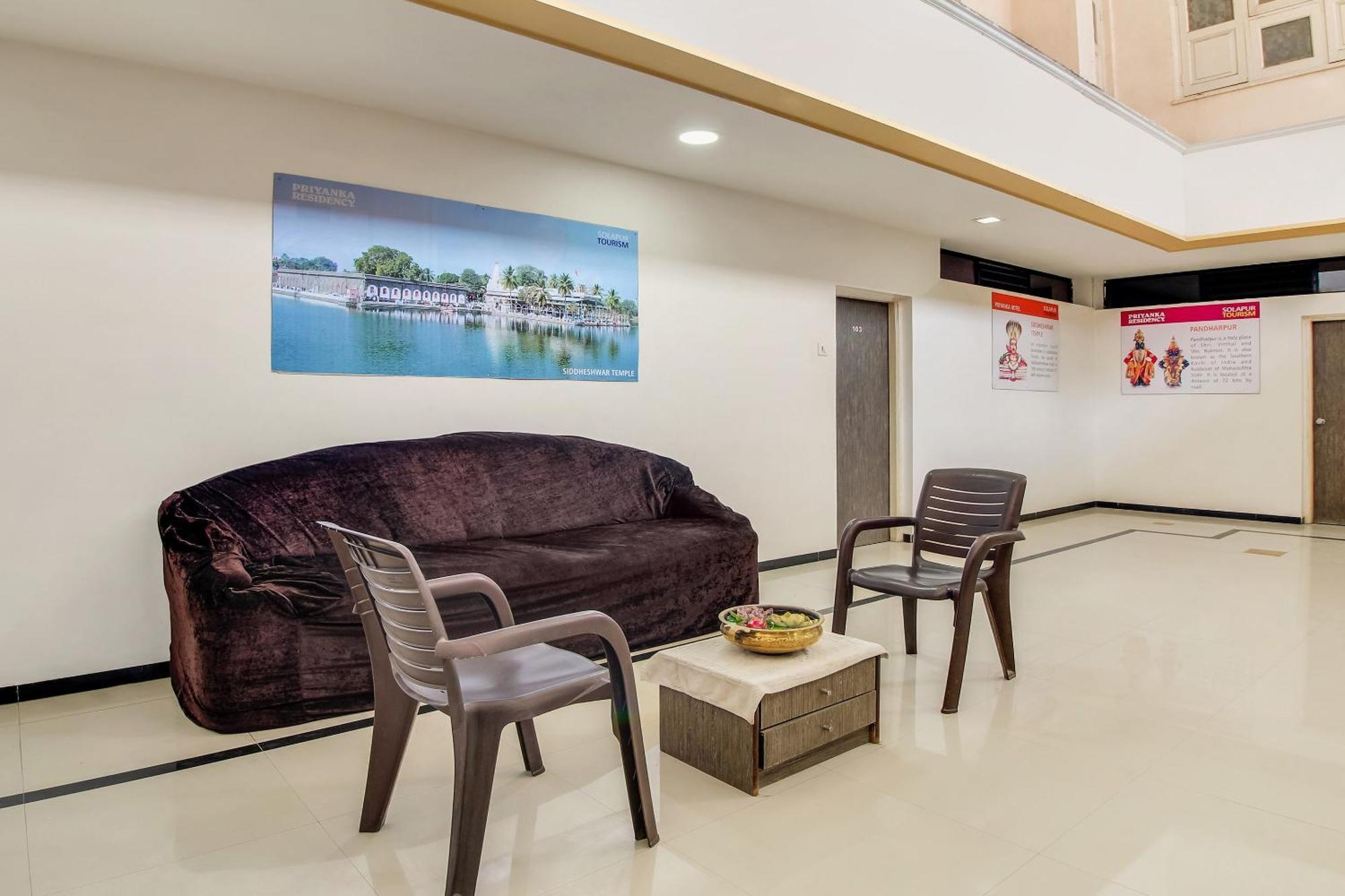 Hotel O Priyanka Residency Solapur Luaran gambar